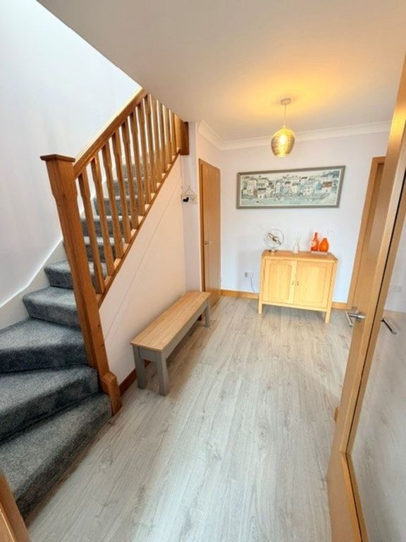 Property photo 3 of 40