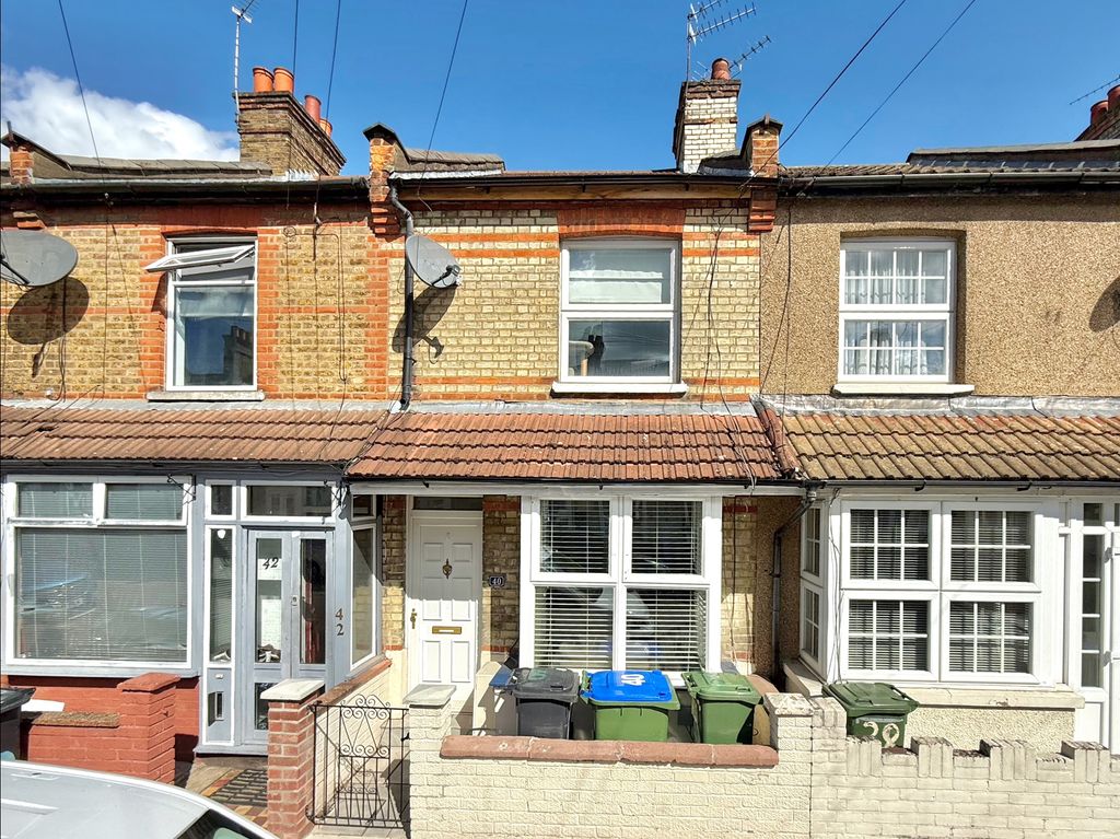 Property photo 1 of 12 External