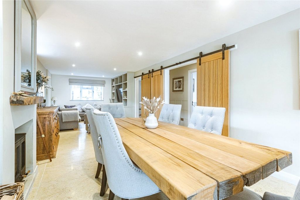 Property photo 3 of 30 Picture No. 26