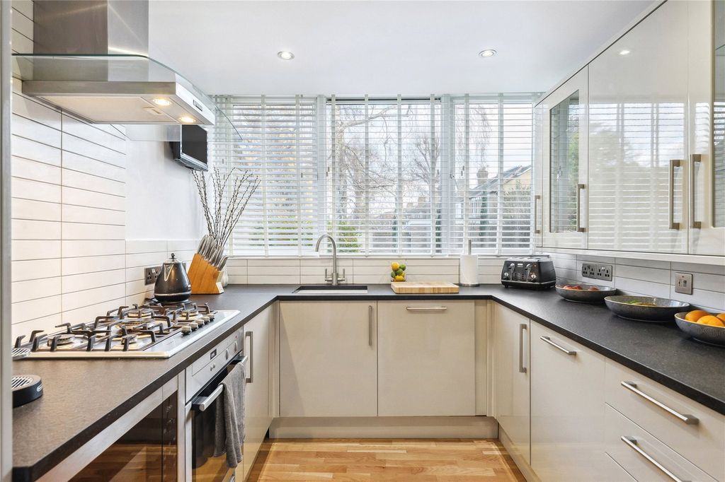 Property photo 2 of 8 Picture No. 02