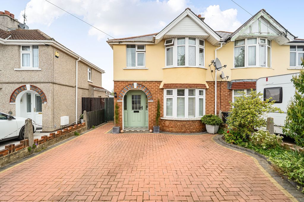Property photo 1 of 12 1448891169F0Bbbfd7Ca9