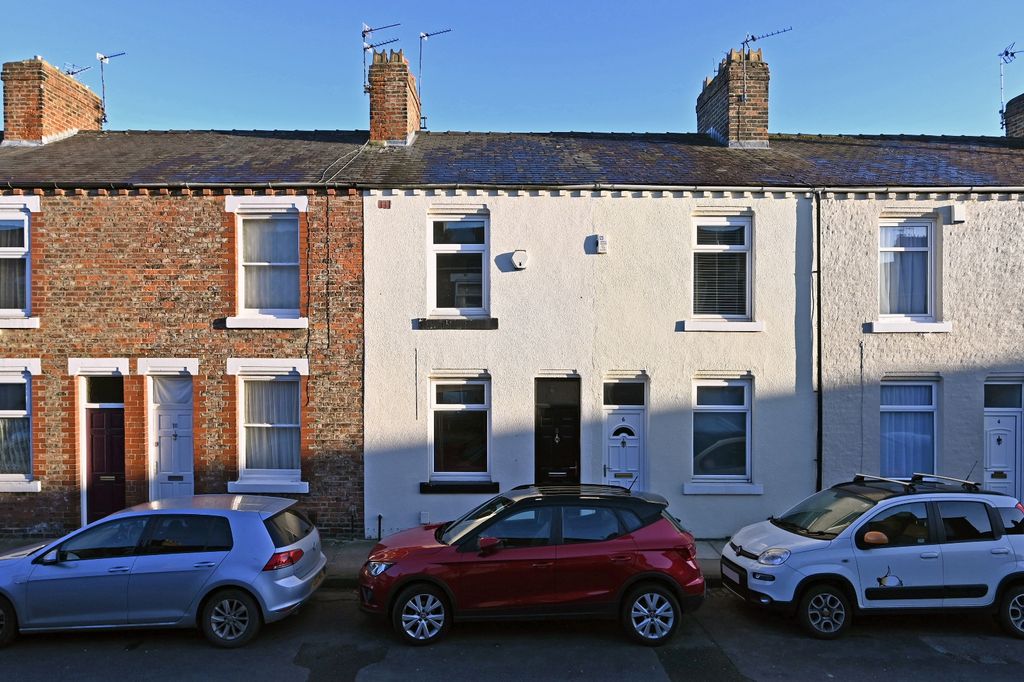 Property photo 1 of 8 0 General