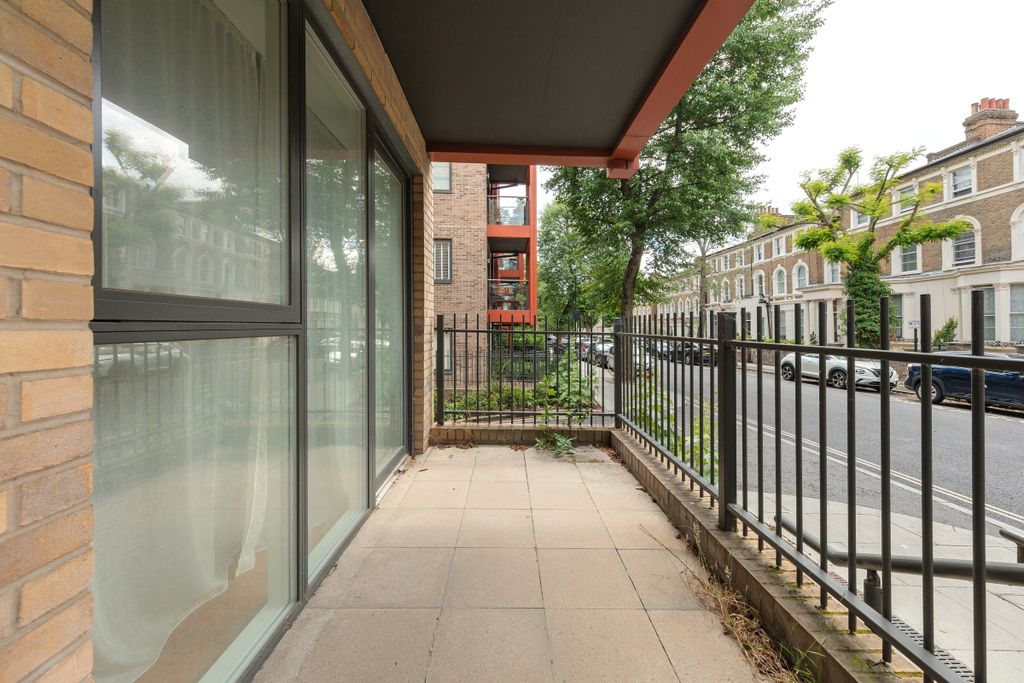 Property photo 1 of 6 094A0824
