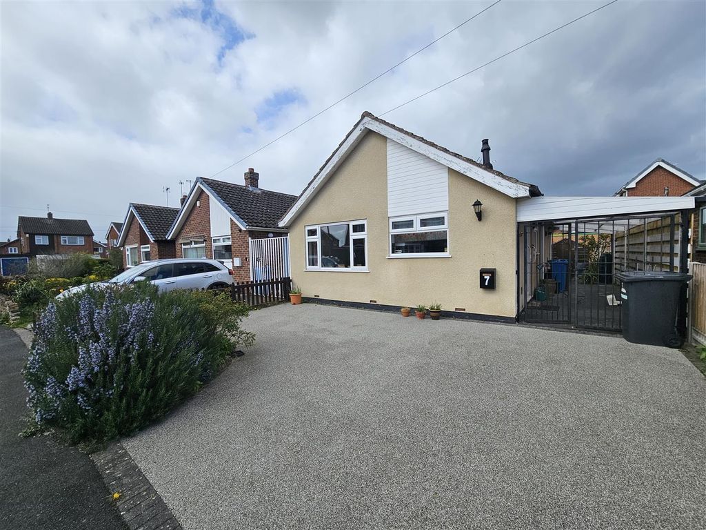 Property photo 1 of 7 Front.Jpg