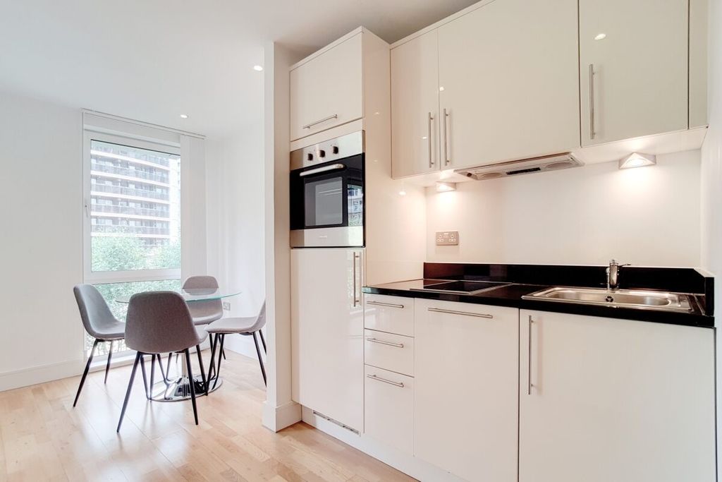 Property photo 1 of 11 6_Studio_5