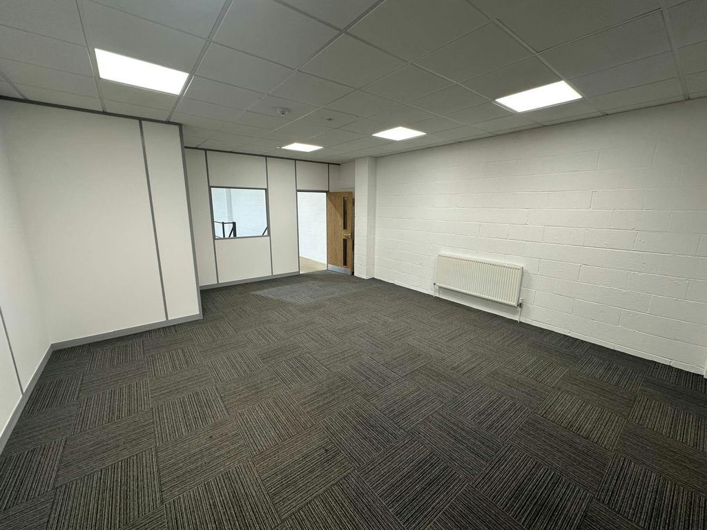 Property photo 3 of 5 5.Jpg