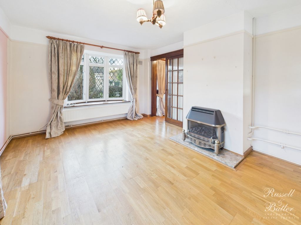 Property photo 3 of 9 Cam02127G0-Pr0367-Still009