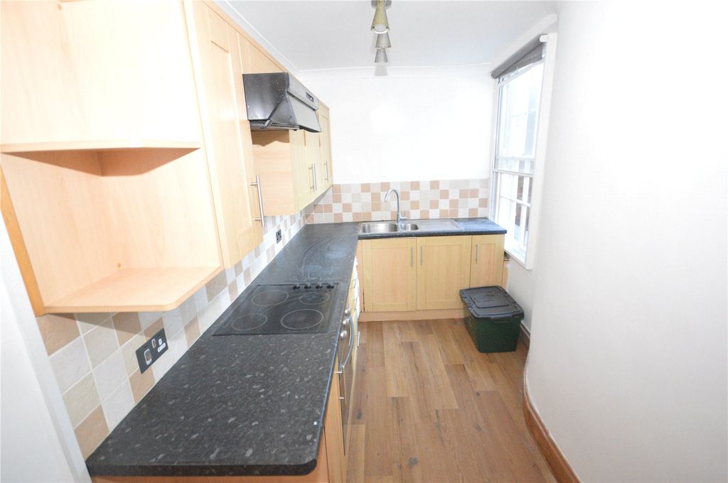 Property photo 3 of 7 Picture No. 05