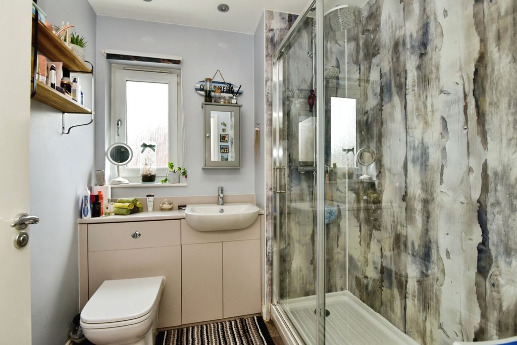 Property photo 3 of 31 Pbox-Img.Jpg
