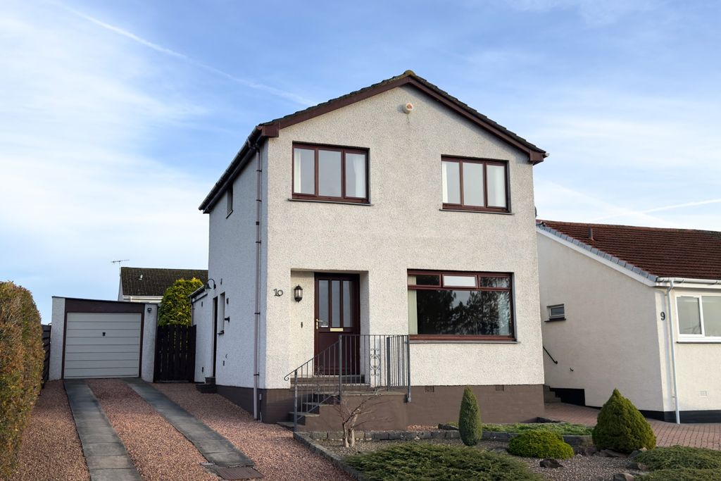 Property photo 1 of 20