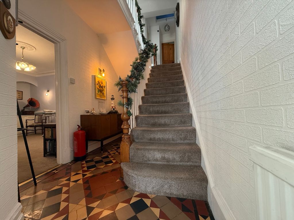 Property photo 3 of 20 Photograph