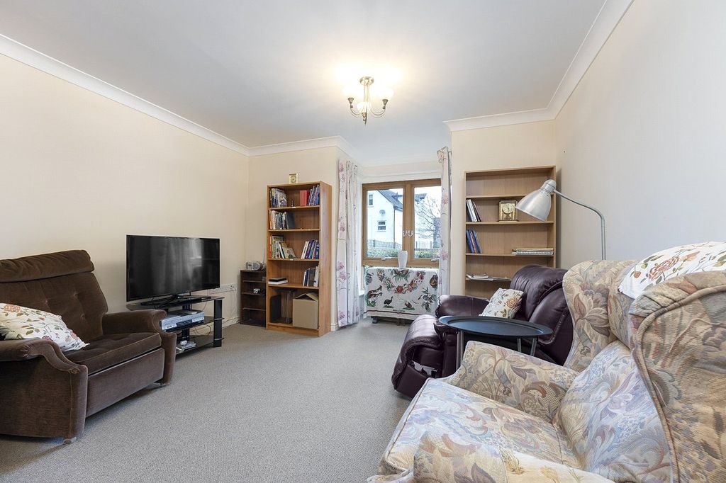 Property photo 2 of 17 Picture No. 02