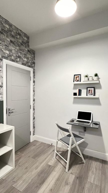 Property photo 3 of 8 1422c439-1De0-4c6A-Ad39-98Ba9Acaf977