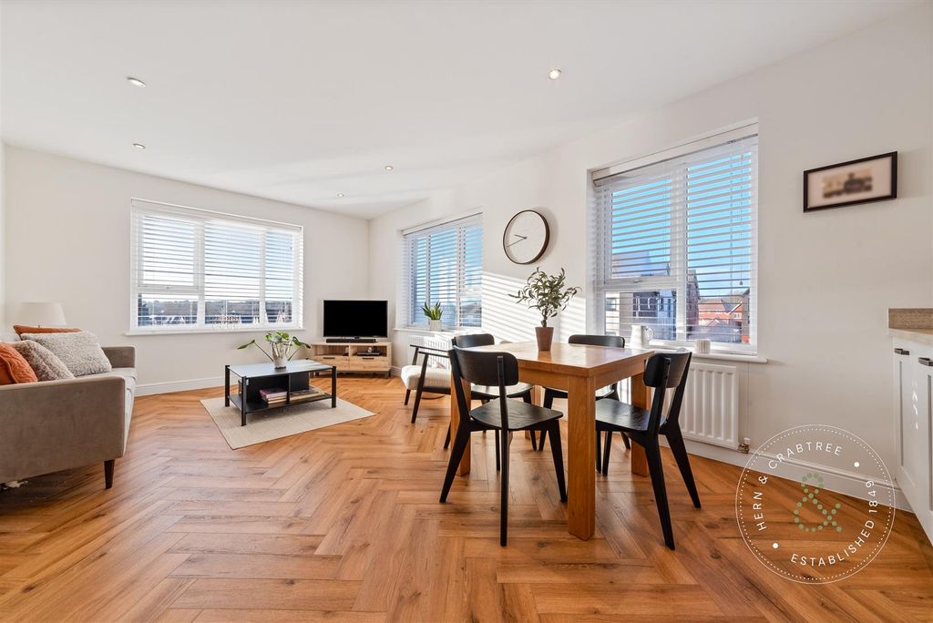 Property photo 1 of 24 Heol-Nant-Glandulas-18.Jpg