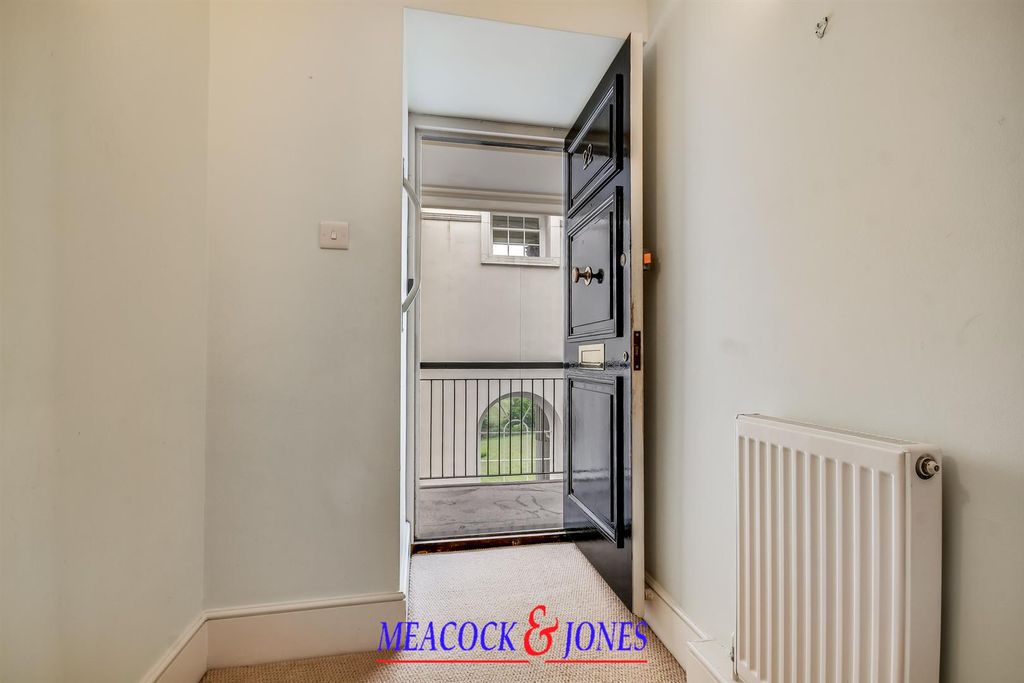 Additional image 15 of 3 bed flat for saleThorndon Park, Ingrave, Brentwood CM13