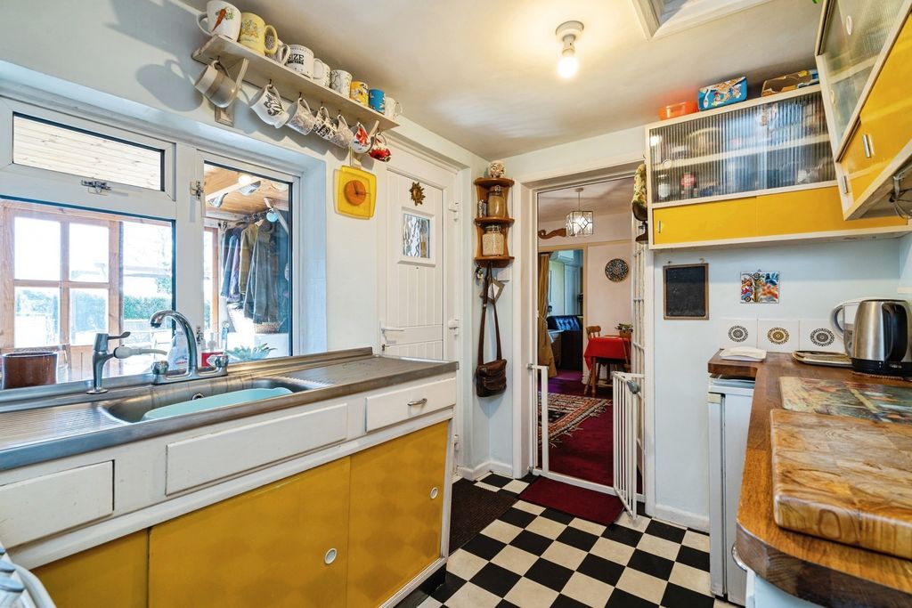 Property photo 3 of 20 Pbox-Img.Jpg