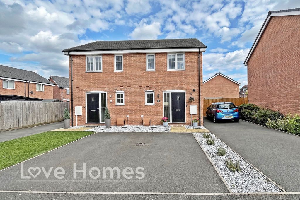 Property photo 1 of 12 4409420