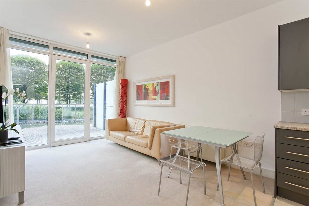 Property photo 1 of 10 Picture No. 02