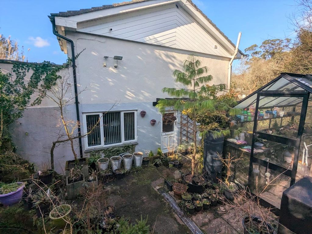 Property photo 1 of 9 External .Jpg