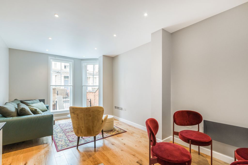 Property photo 3 of 8