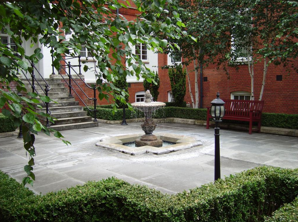 Property photo 3 of 8 Gallery