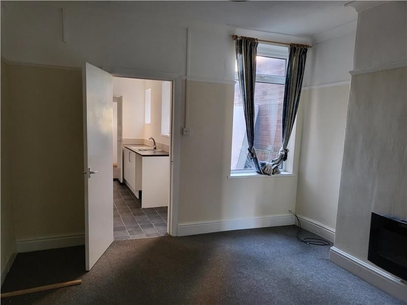 Property photo 3 of 9 Photo 2