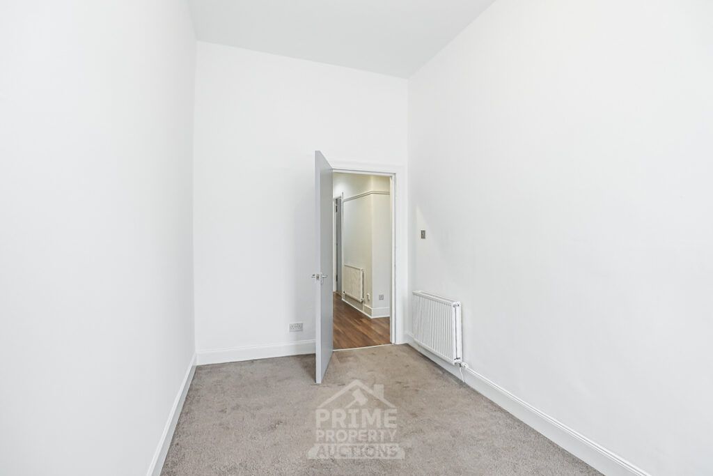 Property photo 2 of 25