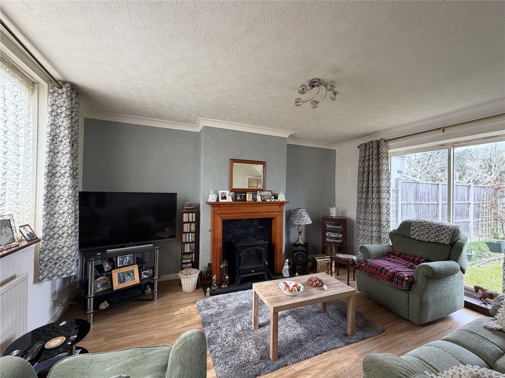 Property photo 3 of 11 Picture No. 01