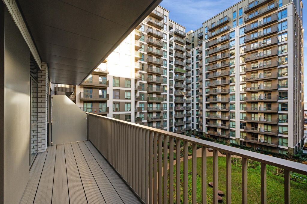 Property photo 3 of 10