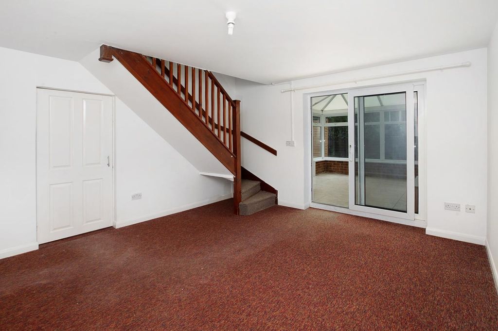 Property photo 3 of 14