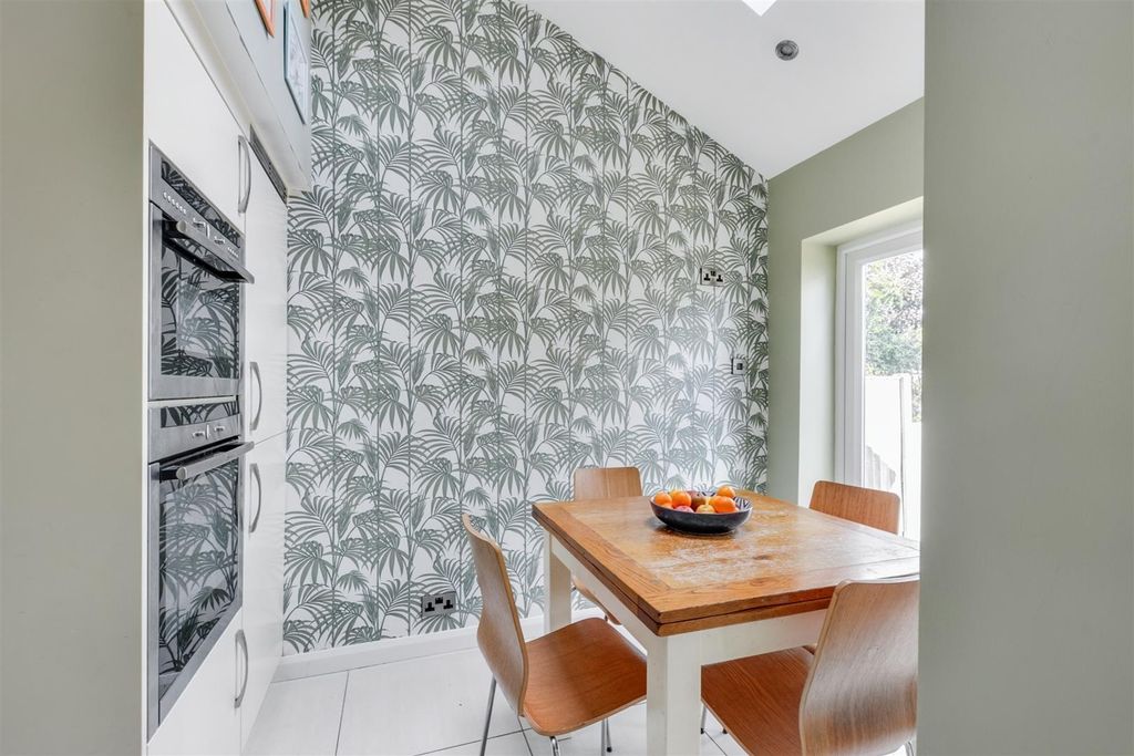 Property photo 3 of 31 Kitchen Diner_3.Jpeg