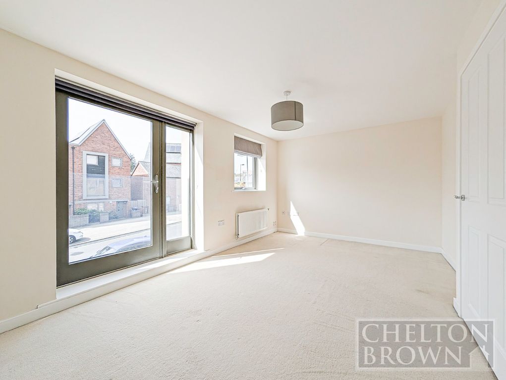 Property photo 3 of 30 Living Room