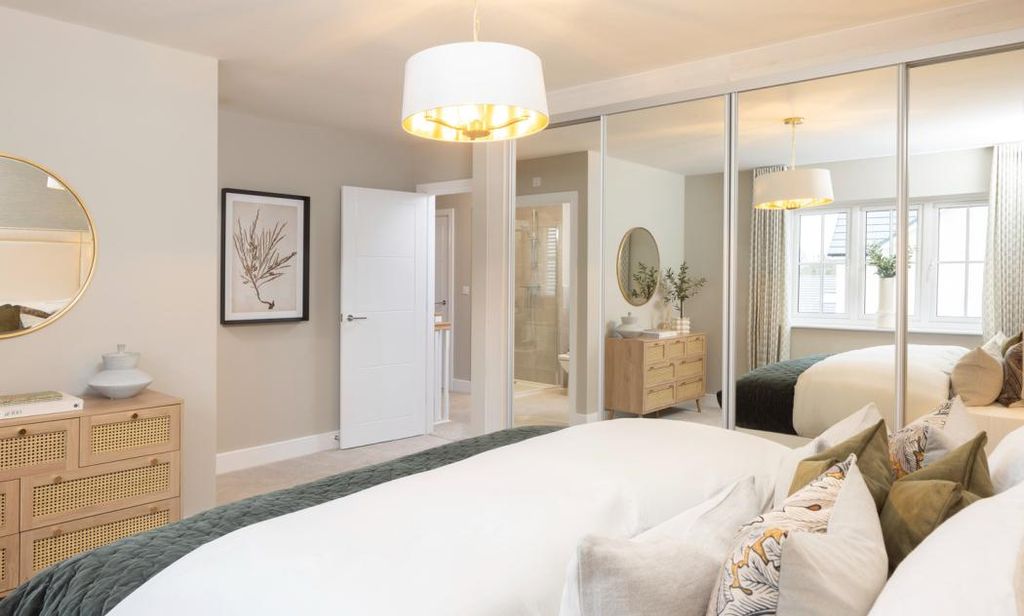 Property photo 2 of 8 Dandara - Zoopla -