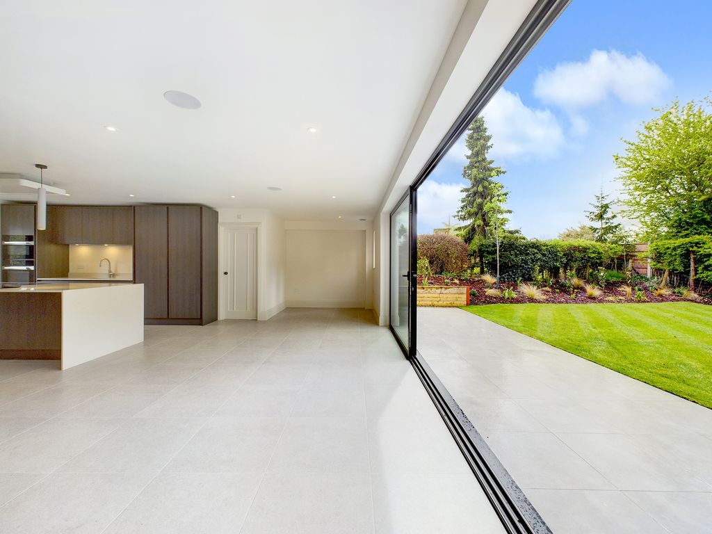 Property photo 2 of 25 9011359-79899-133283654985657124-7F3Aec30-89d9-78E9-c666-06258B9c7dcc-Lead-Edit