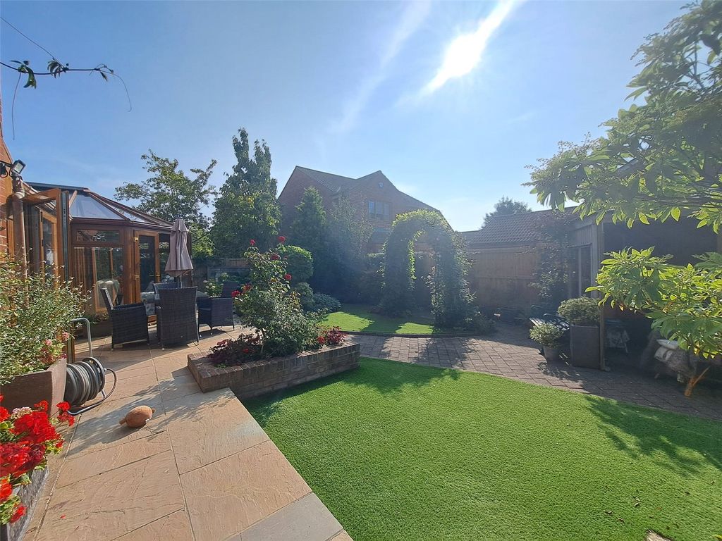 Property photo 3 of 31 Picture No. 38