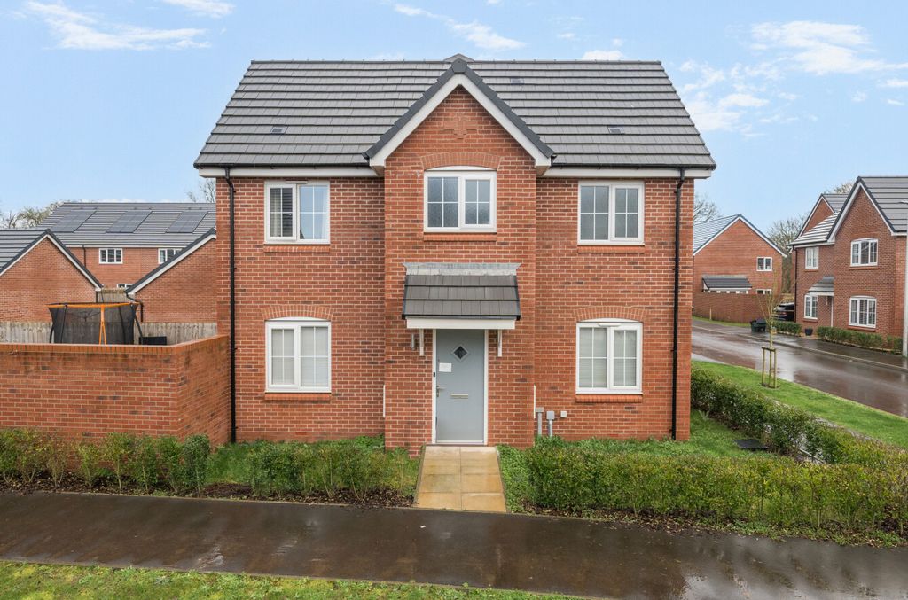 Property photo 1 of 13 Front