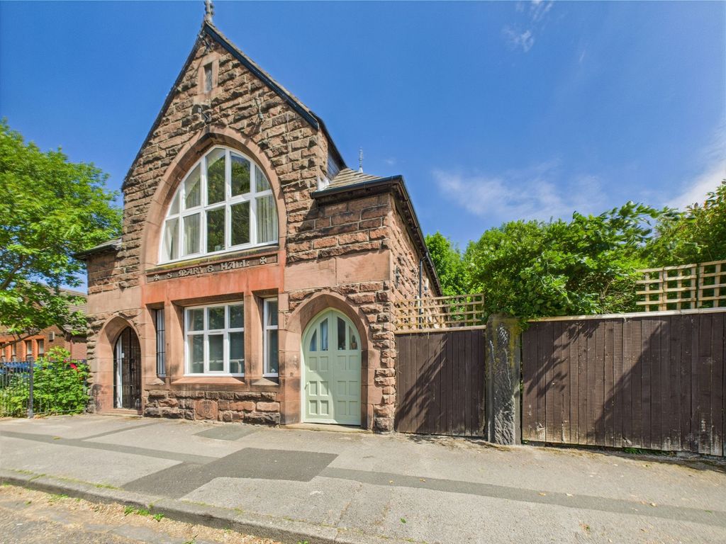 Property photo 3 of 43