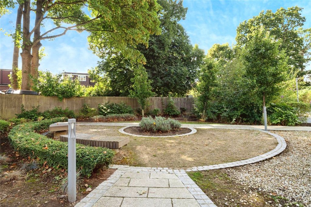 Property photo 3 of 17 Picture No. 04
