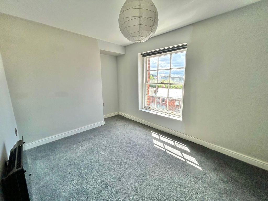 Property photo 3 of 7 Picture No. 02