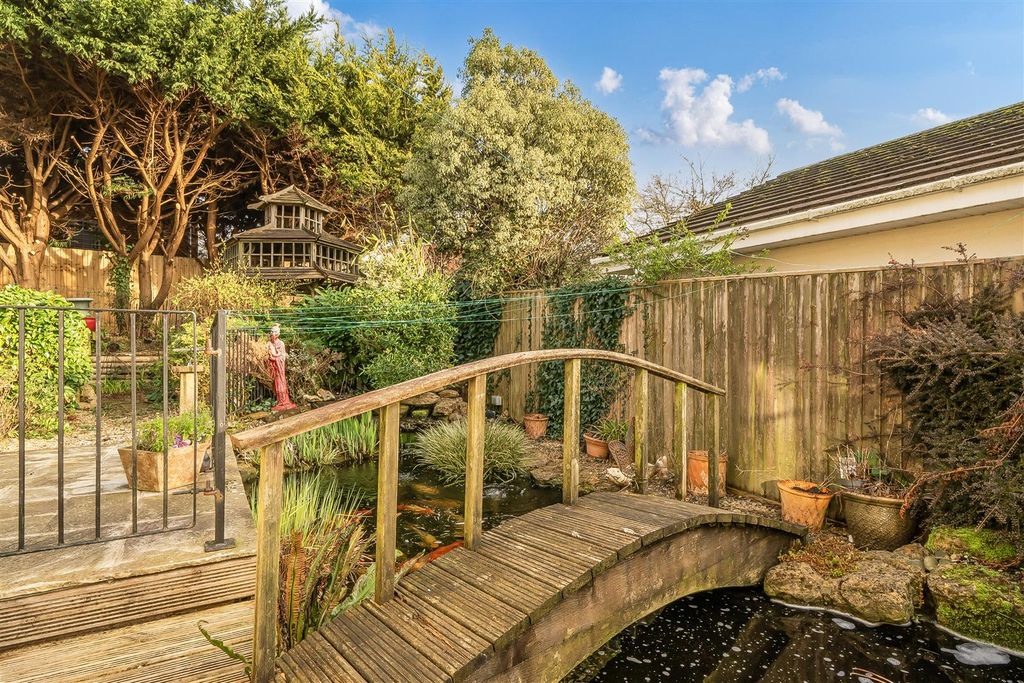 Property photo 2 of 26 1424397-23-69B060ba64836.Jpg