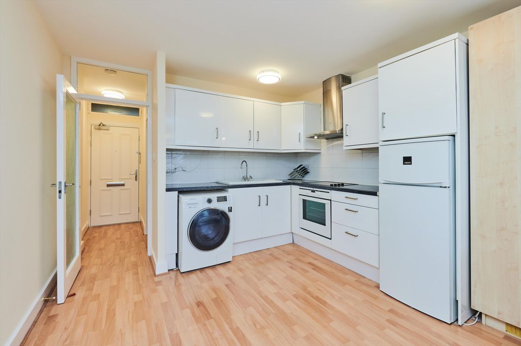 Property photo 2 of 6 Image