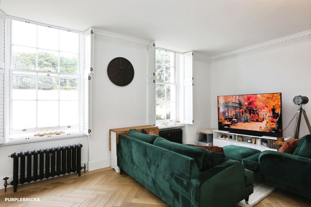 Property photo 1 of 64