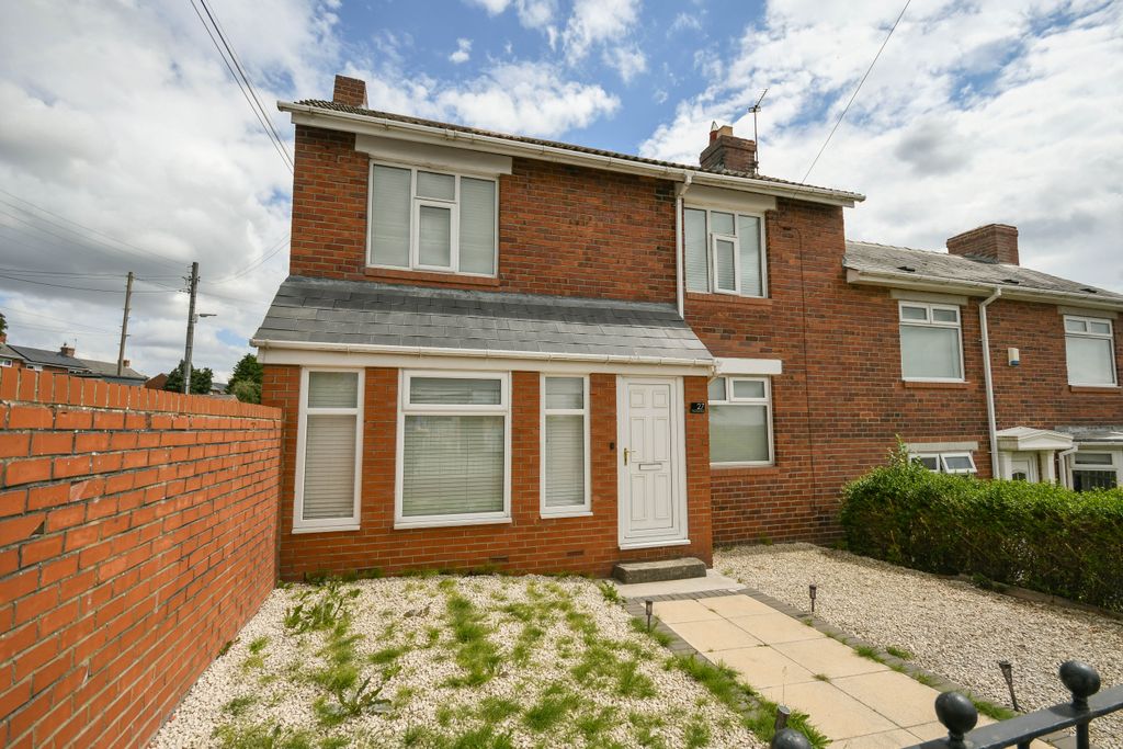 Property photo 1 of 33
