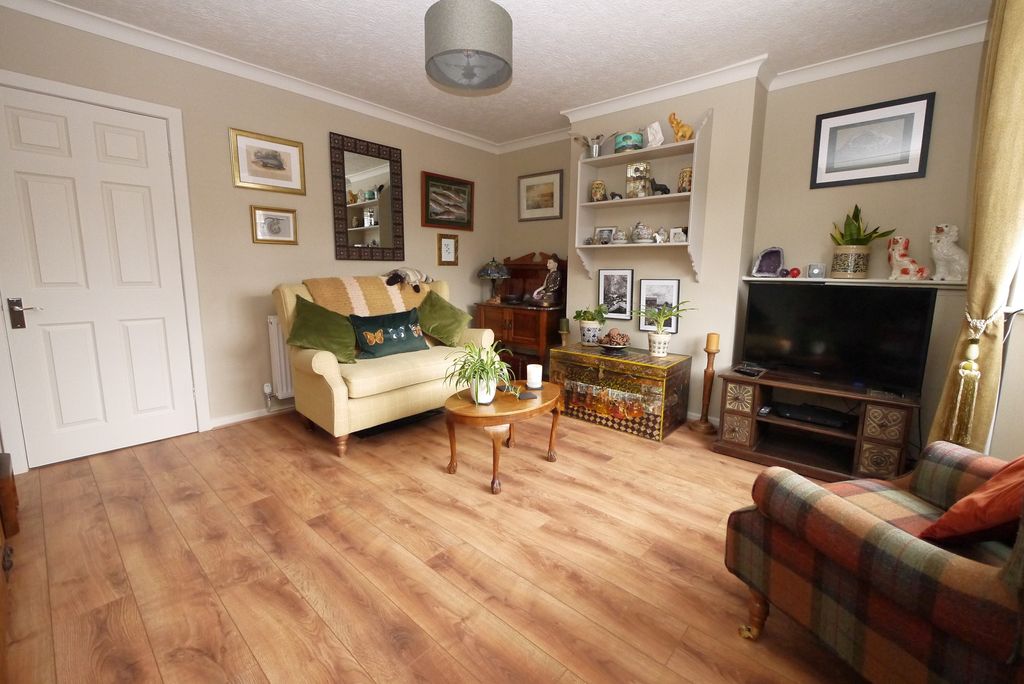 Property photo 3 of 14 3