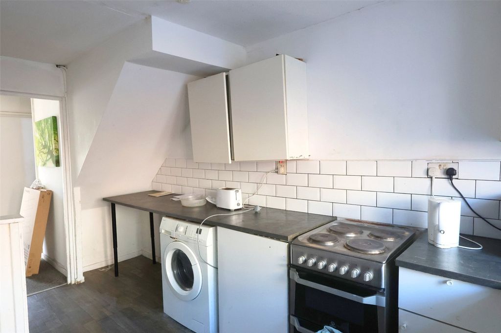 Property photo 3 of 4 Picture No. 05