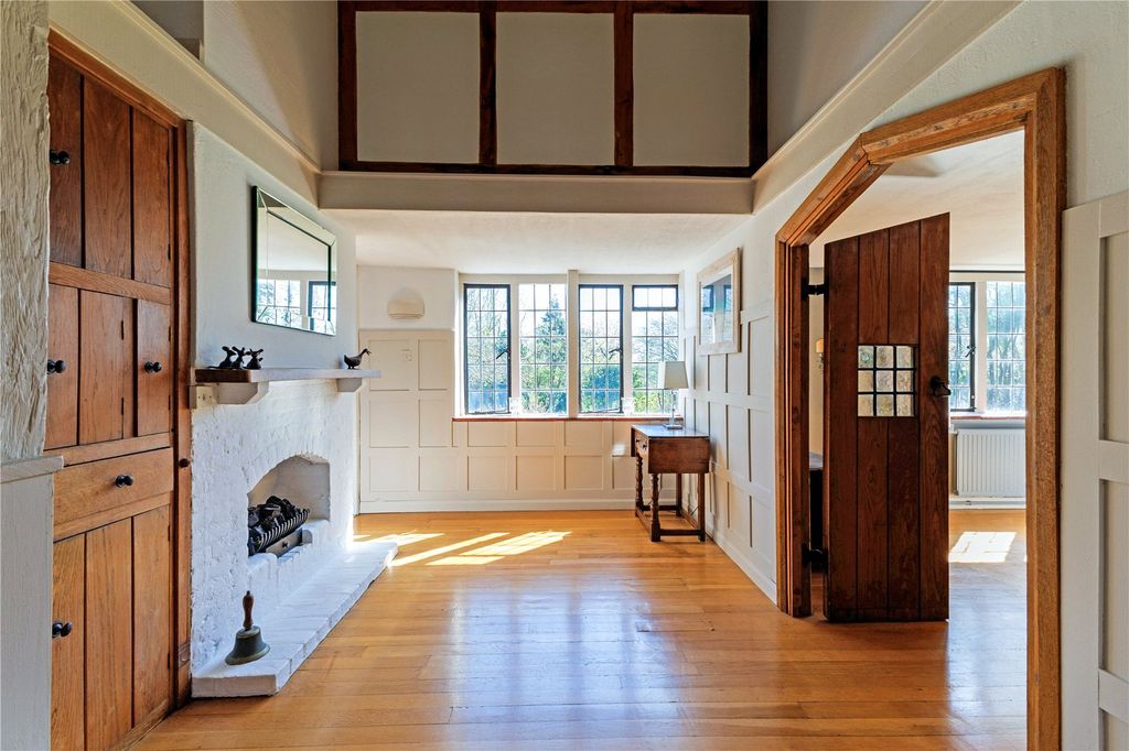 Property photo 2 of 22 Hall
