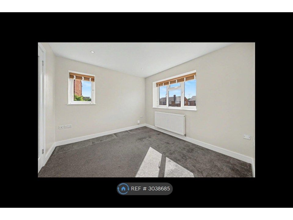 Property photo 3 of 31