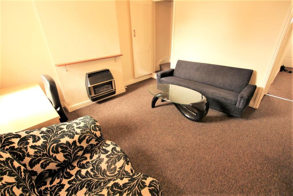 Property photo 2 of 9 2.Jpg