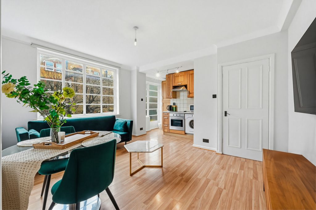 Property photo 2 of 12 Reception Room