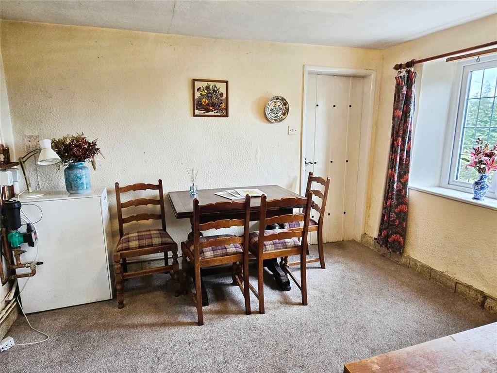 Property photo 3 of 13 Dining Room